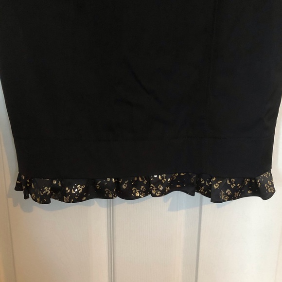 Dress - Picture 3 of 5